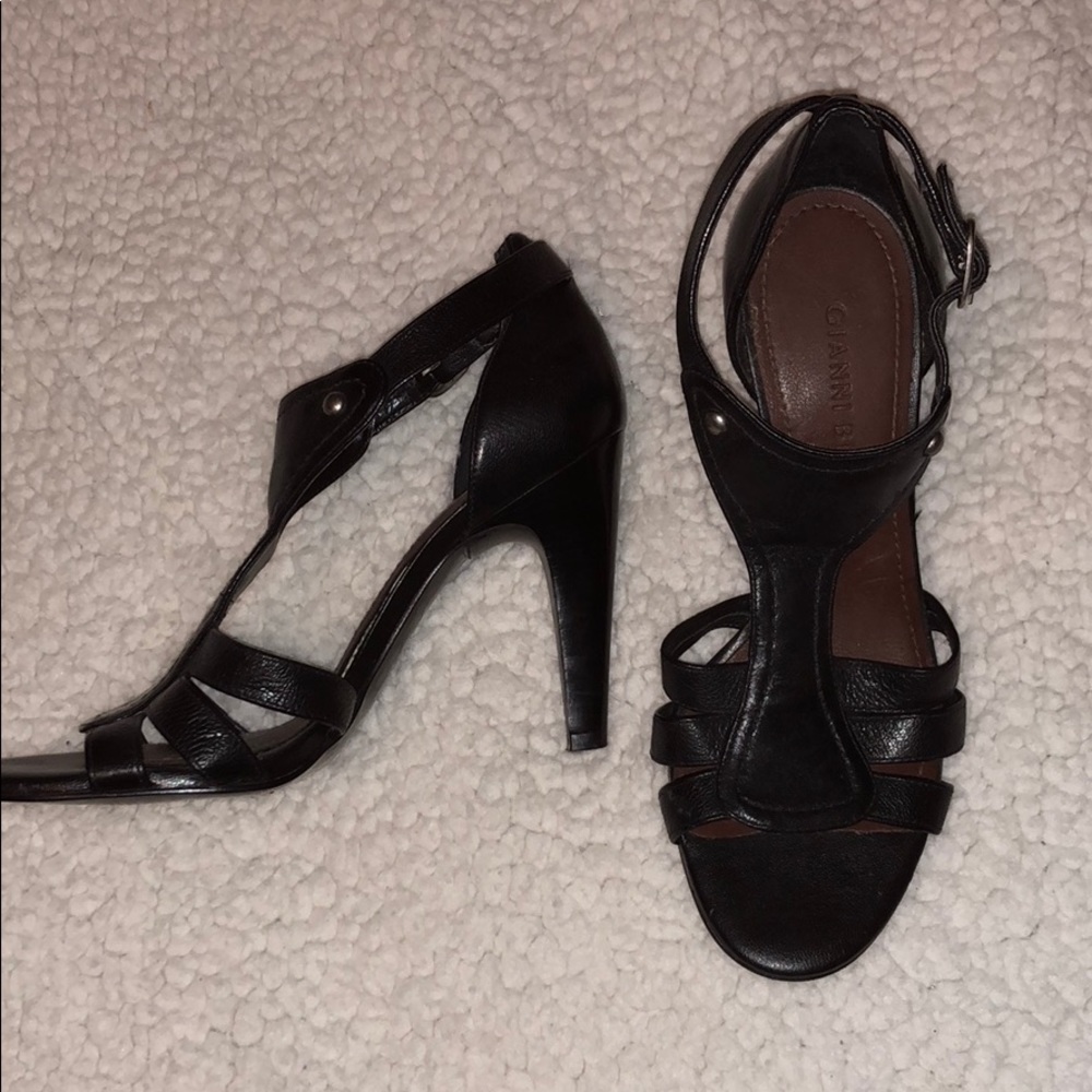 Gianni Bini Leather Heels